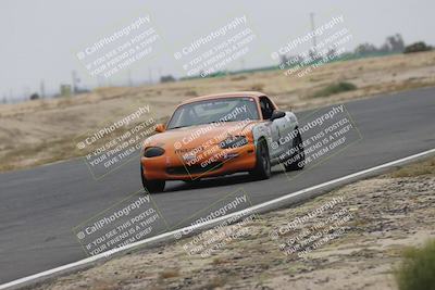 media/Jun-01-2025-CalClub SCCA (Sun) [[eae223c5dd]]/Group 5/Race (Front Straight)/